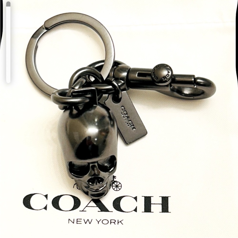 RARE Coach Skull Keychain/ Bag Charm - Picture 10 of 16